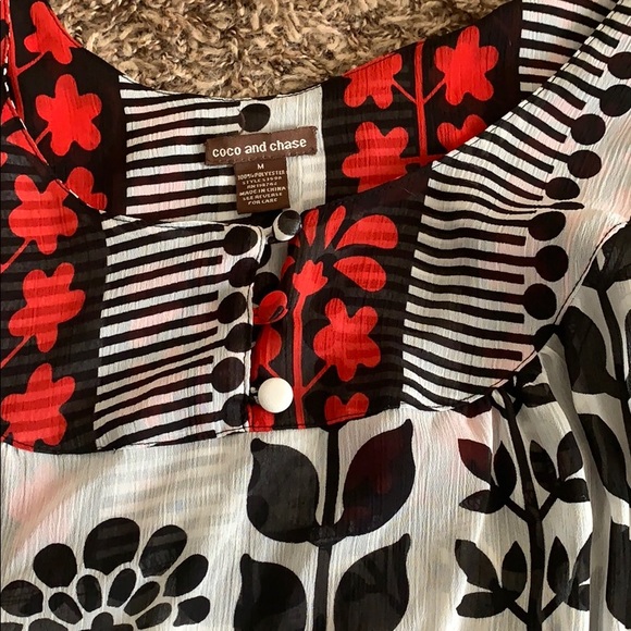 Light blouse - Picture 3 of 3